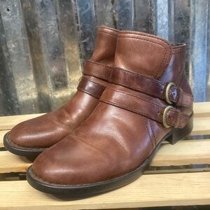 Leather brown Born Boots